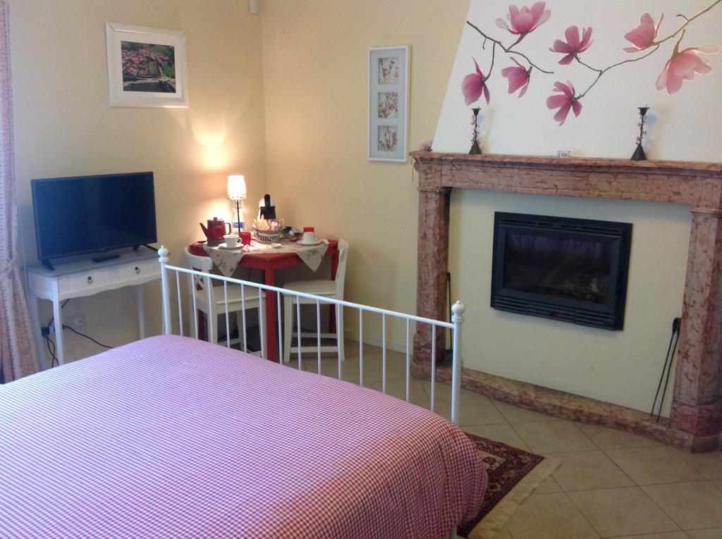 La Casa Di Campagna Sul Garda Puegnago sul Garda Exterior foto